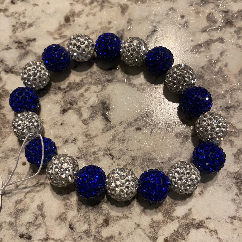 Silver and blue stretch bracelet